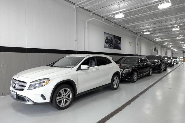 Photo of 2025 Black Mercedes-Benz C-Class