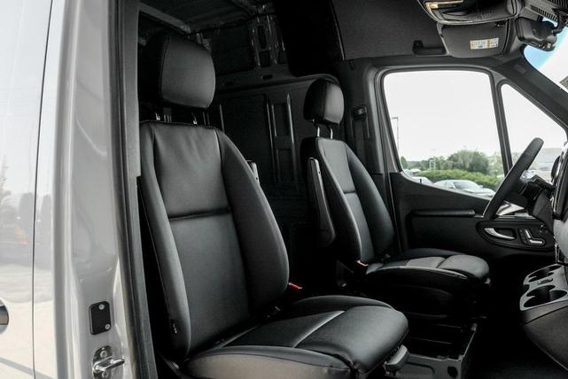 Photo of 2025 Silver Gray Mercedes-Benz Sprinter 2500