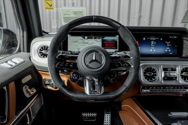 Photo of 2025 MANUFAKTUR Dark Olive Green magno Mercedes-Benz AMG G 63