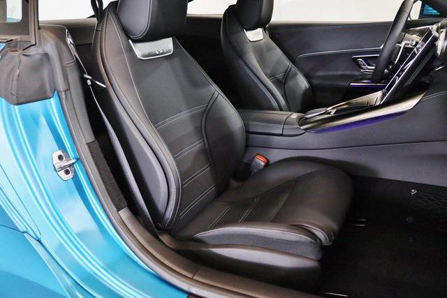 Photo of 2024 MANUFAKTUR Hyper Blue Magno Mercedes-Benz AMG GT 55