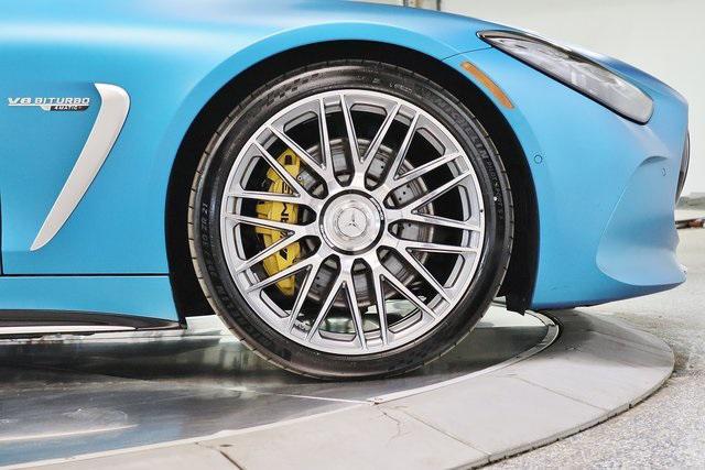 Photo of 2024 MANUFAKTUR Hyper Blue Magno Mercedes-Benz AMG GT 55