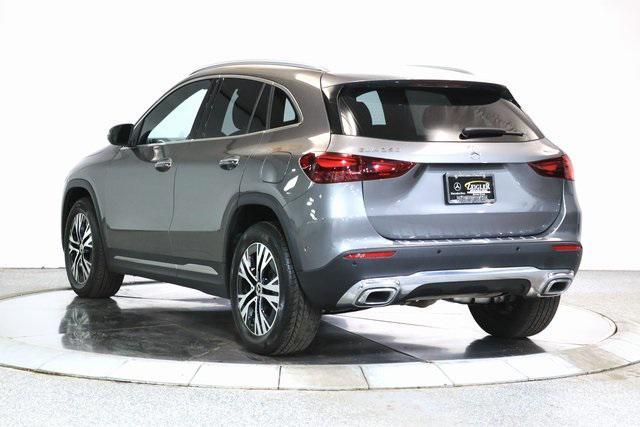 Photo of 2025 Mountain Gray Metallic Mercedes-Benz GLA 250