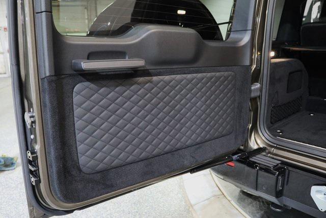 Photo of 2023 Indium Gray Mercedes-Benz AMG G 63
