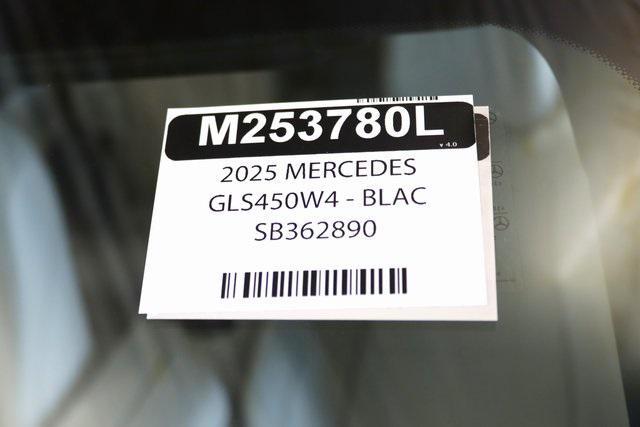 Photo of 2025 Black Mercedes-Benz GLS 450