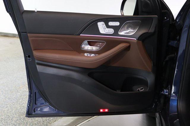 Photo of 2024 Twilight Blue Metallic Mercedes-Benz AMG GLE 63