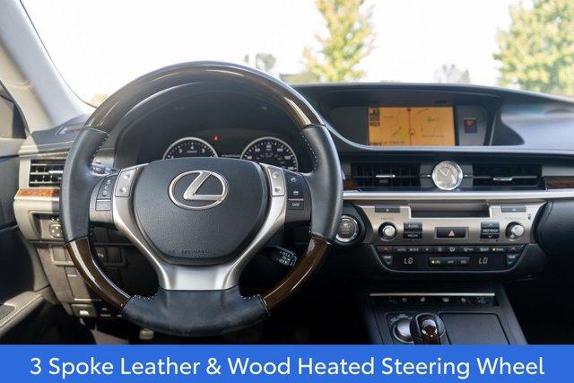 Photo of 2013 Obsidian Lexus ES 350