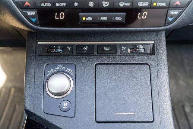 Photo of 2013 Obsidian Lexus ES 350