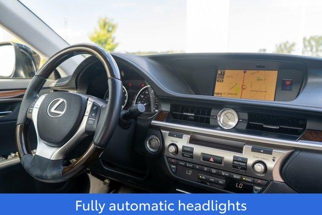 Photo of 2013 Obsidian Lexus ES 350