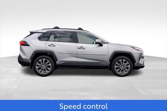 Photo of 2025 Silver Sky Metallic Toyota RAV4