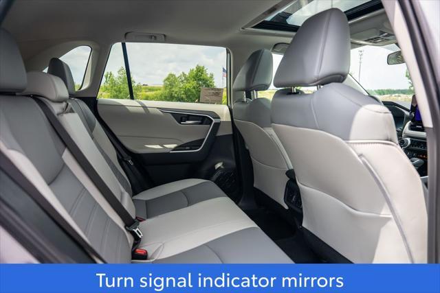 Photo of 2025 Silver Sky Metallic Toyota RAV4