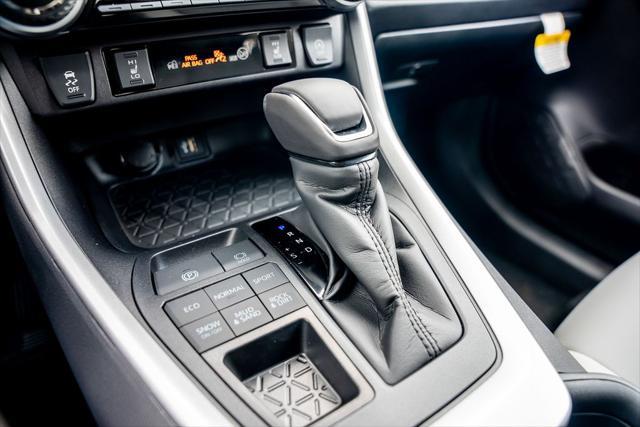 Photo of 2025 Silver Sky Metallic Toyota RAV4