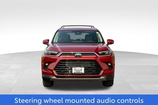 Photo of 2025 Ruby Flare Pearl Toyota Grand Highlander