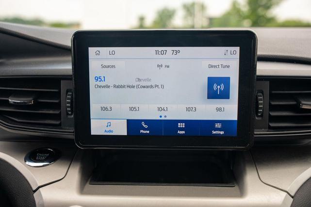 Photo of 2022 Oxford White Ford Explorer