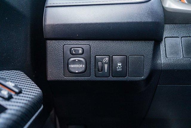 Photo of 2015 Magnetic Gray Metallic Toyota RAV4