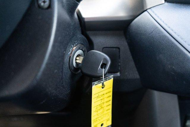 Photo of 2015 Magnetic Gray Metallic Toyota RAV4