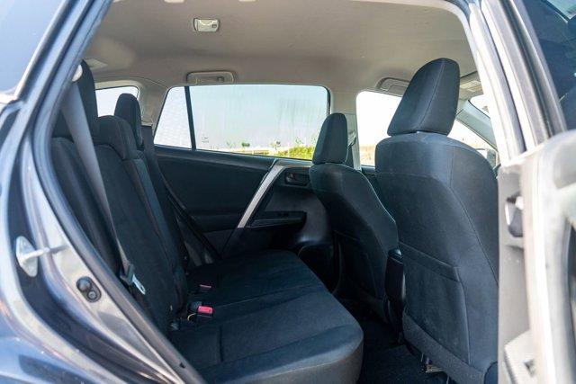 Photo of 2015 Magnetic Gray Metallic Toyota RAV4