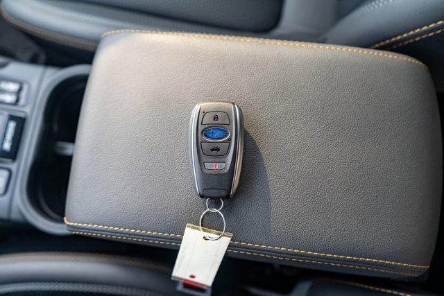 Photo of 2024 Crystal White Pearl Subaru Forester