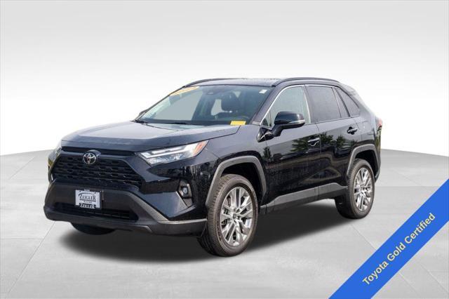 Photo of 2024 Midnight Black Metallic Toyota RAV4