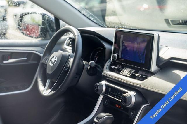 Photo of 2024 Midnight Black Metallic Toyota RAV4