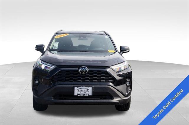 Photo of 2024 Midnight Black Metallic Toyota RAV4