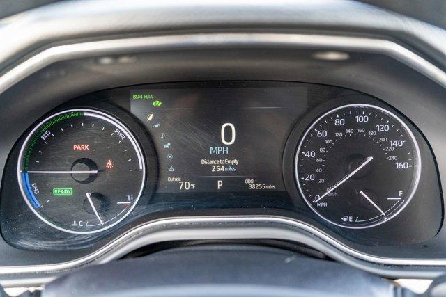 Photo of 2019 Pearl Toyota Avalon Hybrid