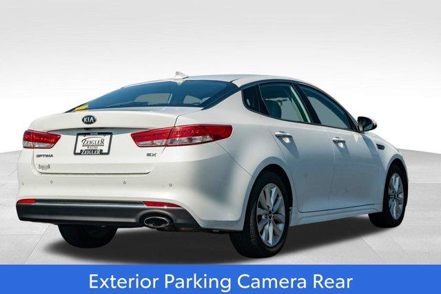 Photo of 2018 Snow White Pearl Kia Optima