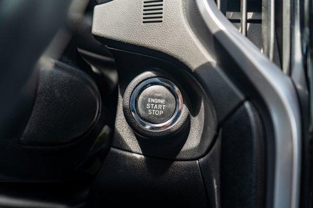 Photo of 2022 Crystal White Pearl Subaru Ascent