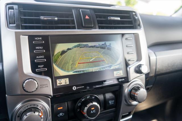 Photo of 2022 White Toyota 4Runner