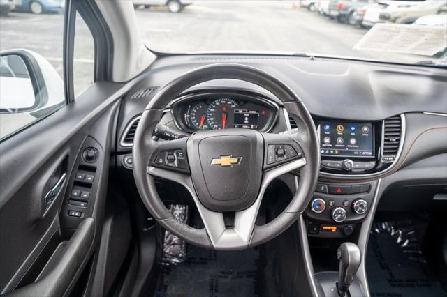 Photo of 2022 Summit White Chevrolet Trax