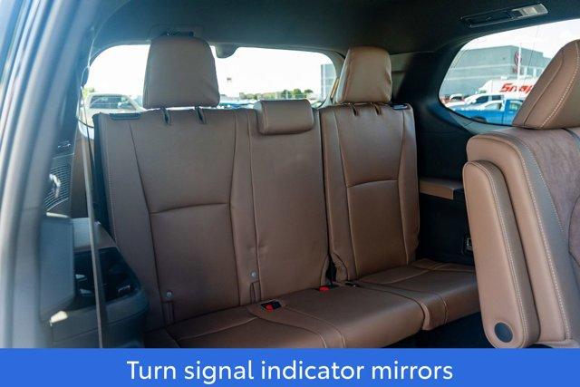 Photo of 2025 Midnight Black Toyota Grand Highlander Hybrid