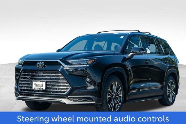 Photo of 2025 Midnight Black Toyota Grand Highlander Hybrid
