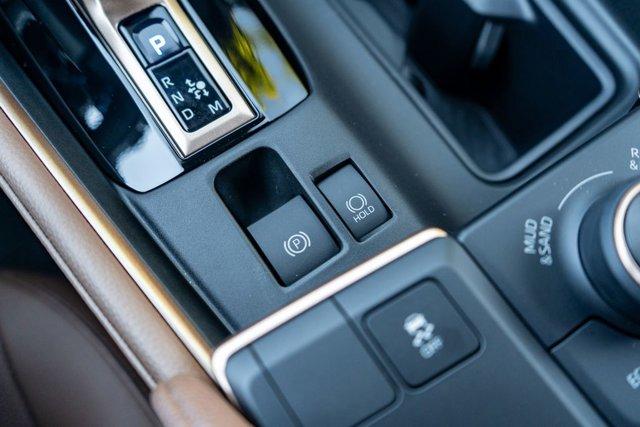 Photo of 2025 Midnight Black Toyota Grand Highlander Hybrid