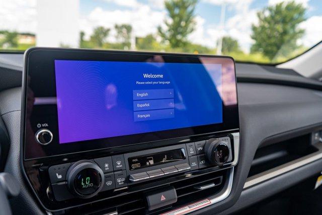 Photo of 2025 Midnight Black Toyota Grand Highlander