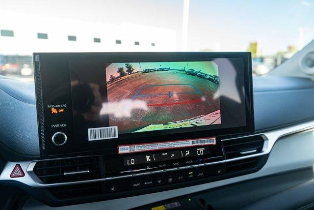 Photo of 2025 Ruby Flare Pearl Toyota Sienna