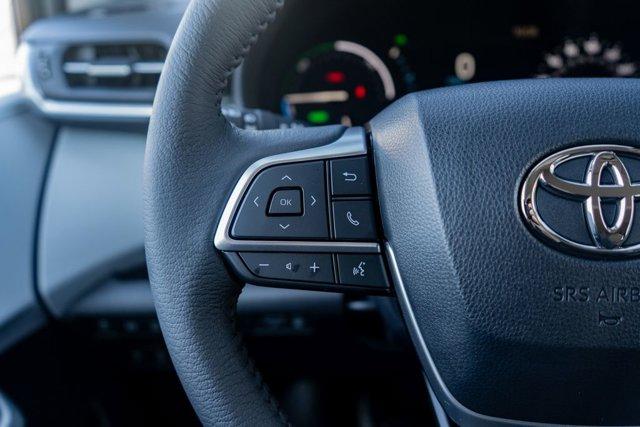 Photo of 2025 Ruby Flare Pearl Toyota Sienna