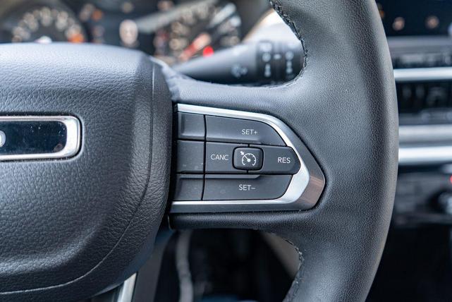 Photo of 2024 Bright White Clearcoat Jeep Compass