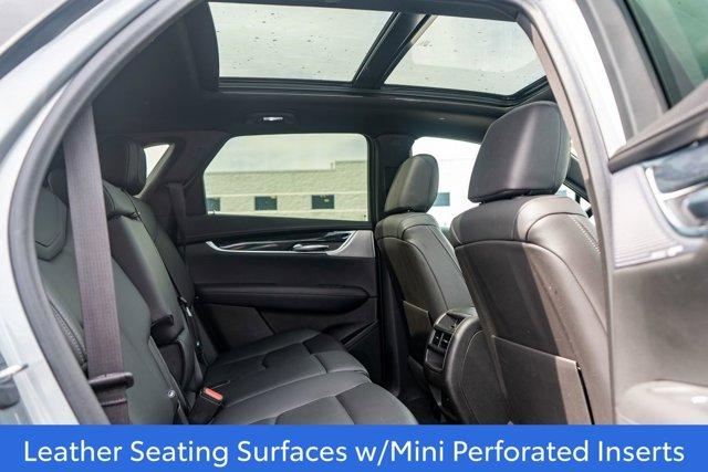 Photo of 2023 Argent Silver Metallic Cadillac XT5