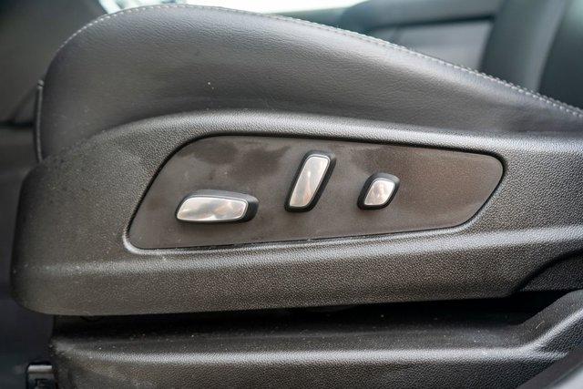 Photo of 2023 Argent Silver Metallic Cadillac XT5