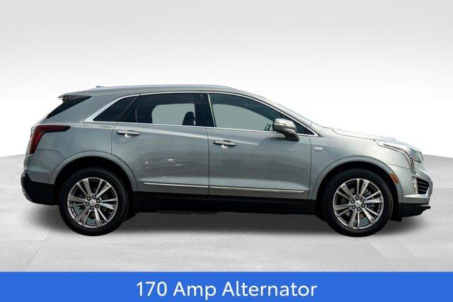 Photo of 2023 Argent Silver Metallic Cadillac XT5