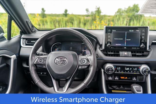 Photo of 2020 Silver Sky Metallic w/Midnight Black Roof Toyota RAV4 Hybrid