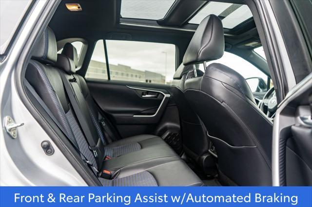 Photo of 2020 Silver Sky Metallic w/Midnight Black Roof Toyota RAV4 Hybrid