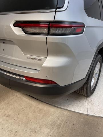 Photo of 2021 Silver Zynith Jeep Grand Cherokee L