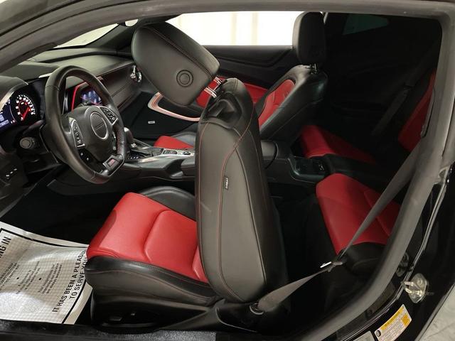 Photo of 2023 Black Chevrolet Camaro