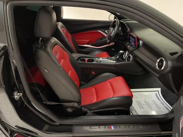 Photo of 2023 Black Chevrolet Camaro