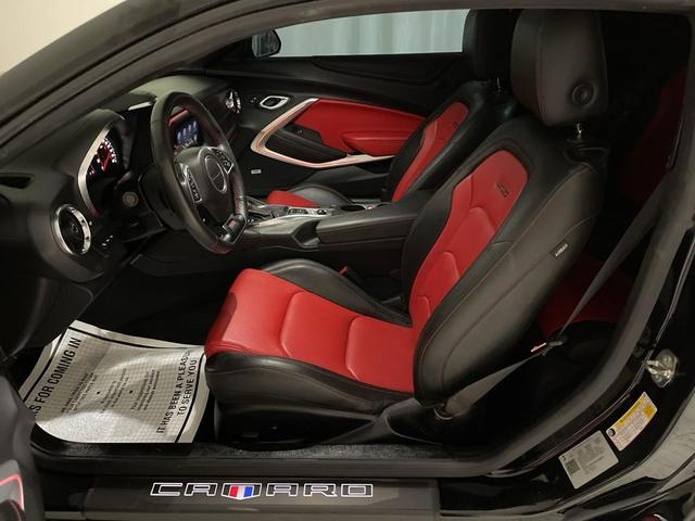 Photo of 2023 Black Chevrolet Camaro