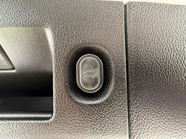 Photo of 2020 Summit White Chevrolet Tahoe