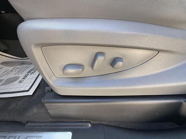 Photo of 2020 Summit White Chevrolet Tahoe