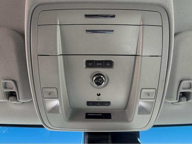 Photo of 2020 Summit White Chevrolet Tahoe