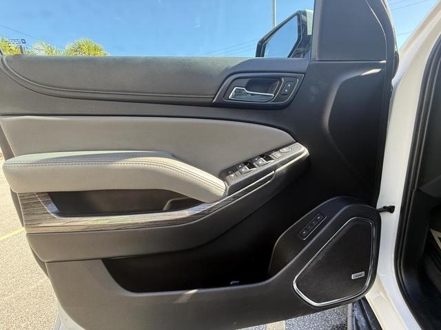 Photo of 2020 Summit White Chevrolet Tahoe