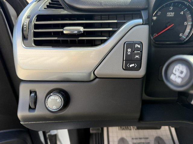 Photo of 2020 Summit White Chevrolet Tahoe